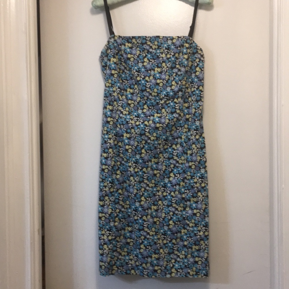 Limited stretch dress, adjustable straps, size 10